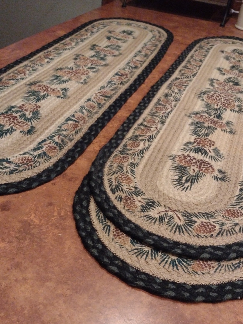 Braided jute pine cone table runner